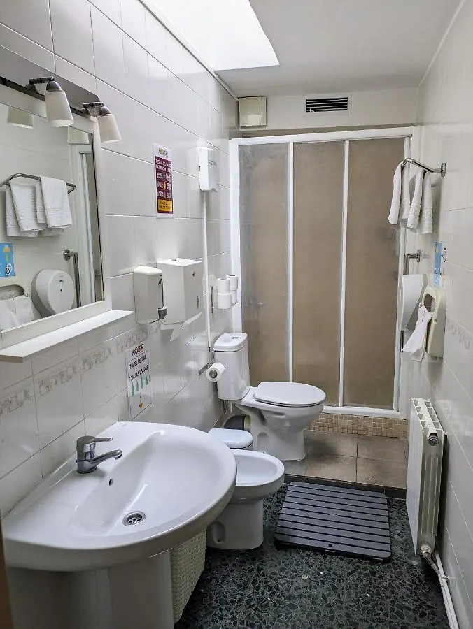 Hostal Alogar Барселона