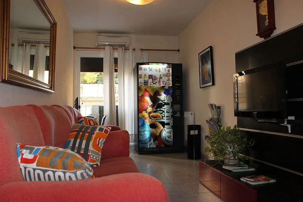 Гостевой дом Hostal Alogar Барселона