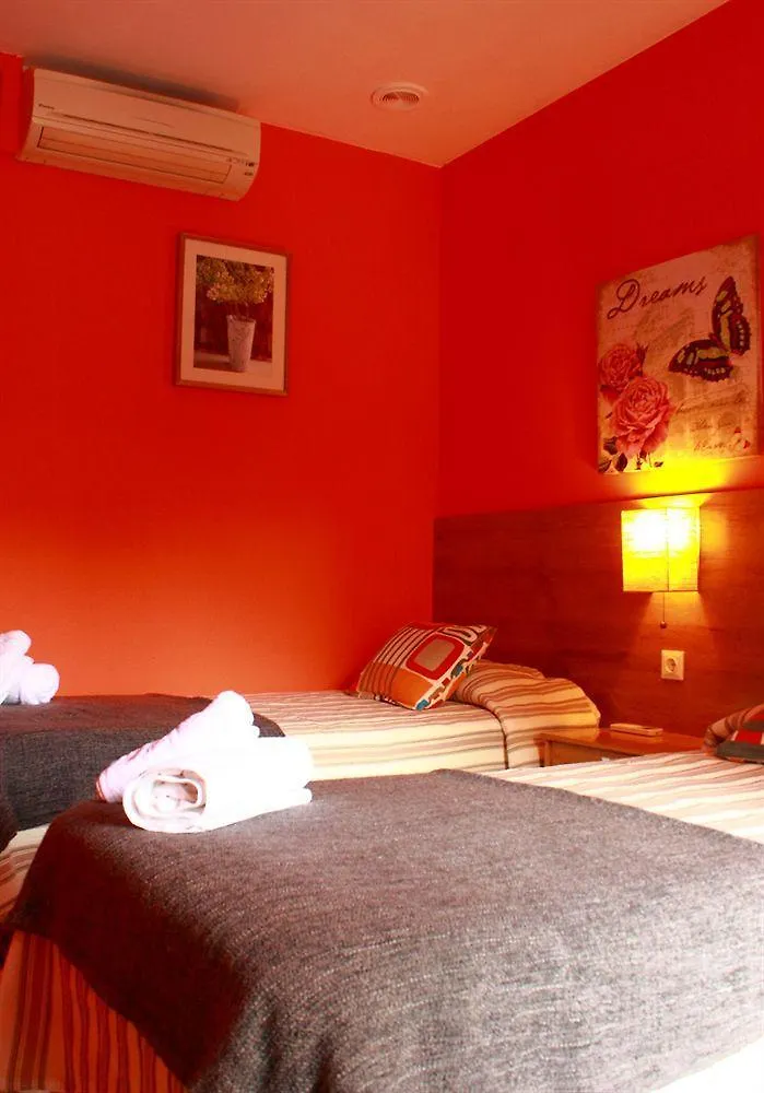 Гостевой дом Hostal Alogar Барселона